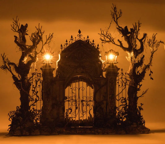 Macabre Mansion Gates