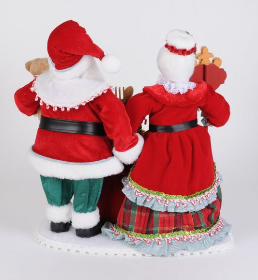 Lighted Claus Cookie Bakery