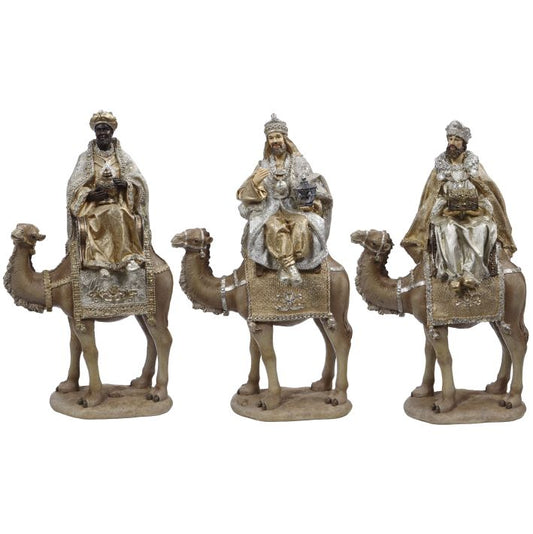 3 Kings on Camels