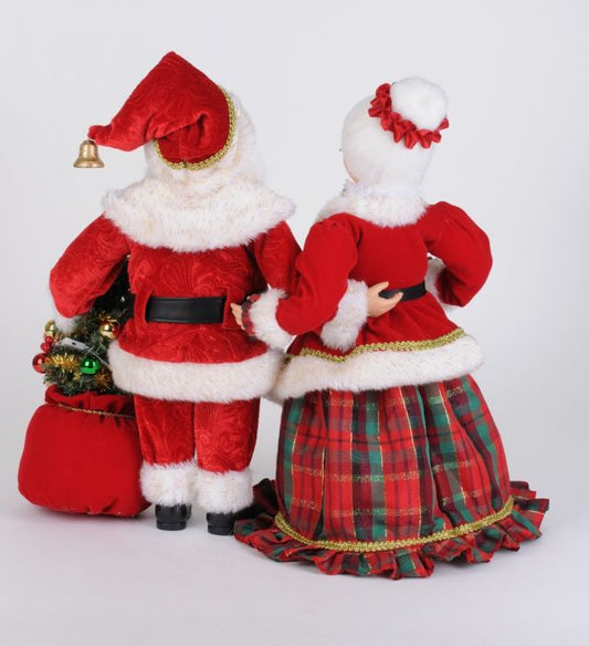 Lighted Santa & Mrs. Claus Bearing Gifts Set