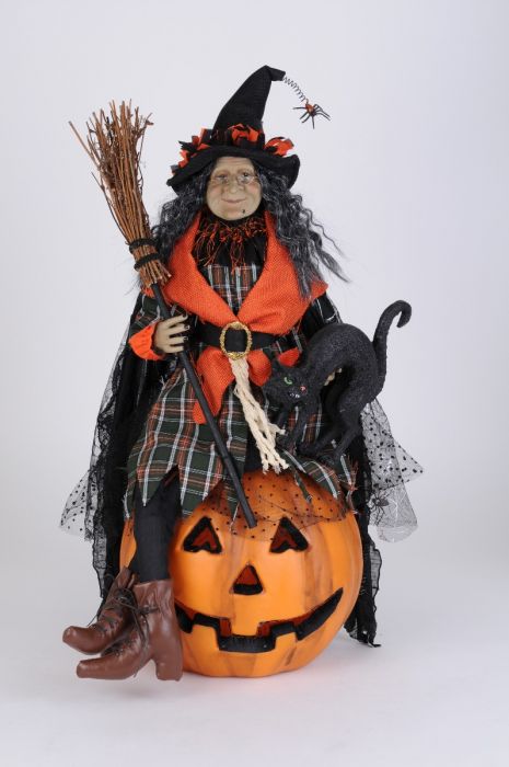 Lighted Ida Witch